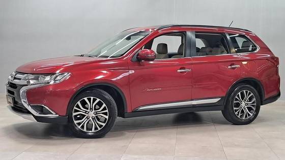 MITSUBISHI OUTLANDER 2.2 4X4 16V DIESEL 4P AUTOMÁTICO
